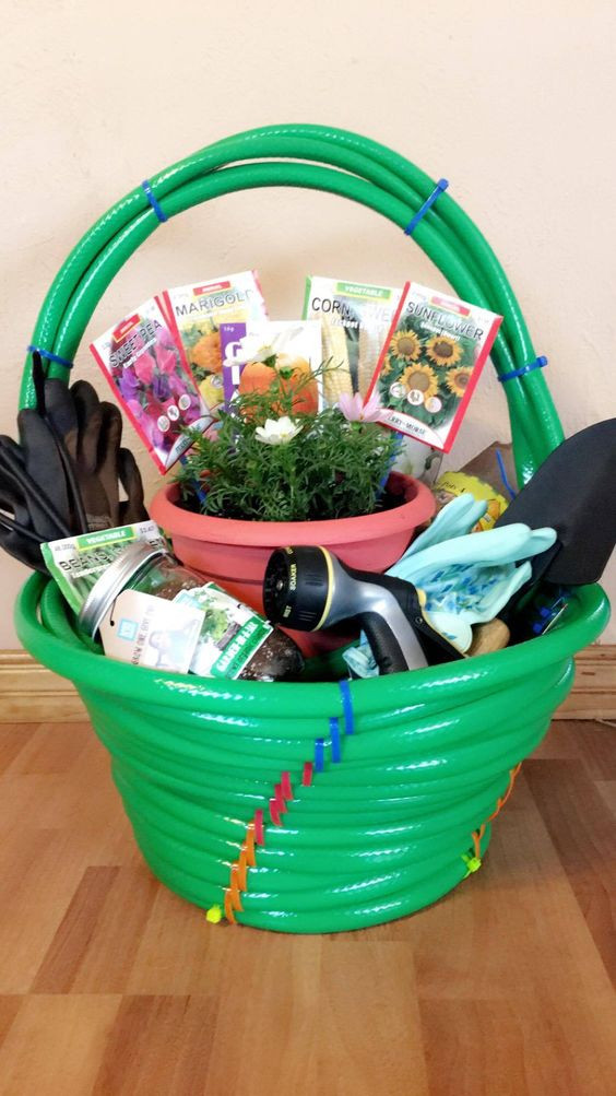 Gift Basket Auction Ideas
 Awesome Gift Baskets to Make Crafts a la mode