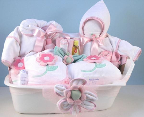 Gift Ideas For A Baby Girl
 Baby Shower Gift Ideas Easyday