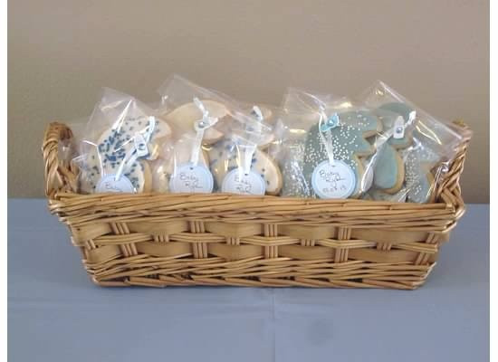 Gift Ideas For Guests At Baby Shower
 17 Best images about Baby shower ts for guests on