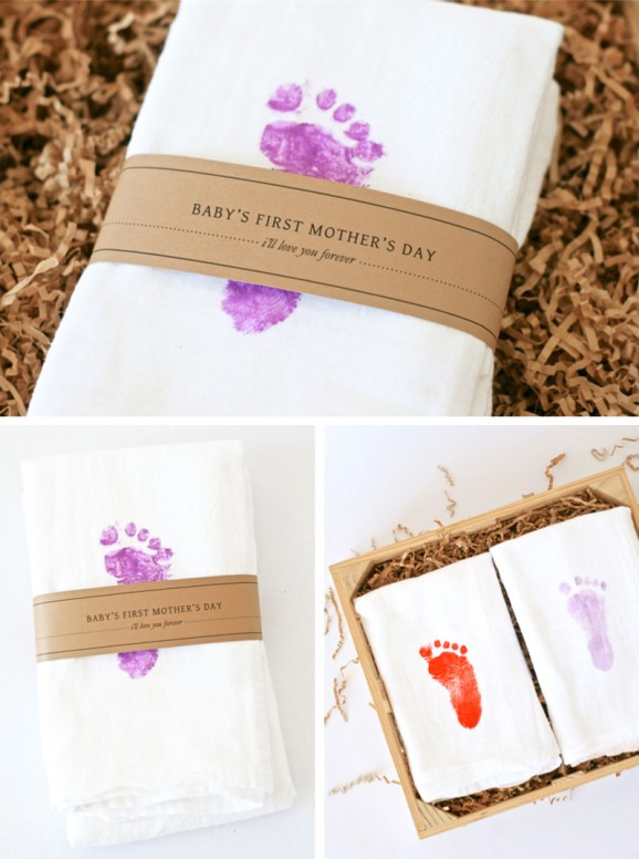 Gift Ideas New Mothers
 Baby s First Mother s Day Gift Idea