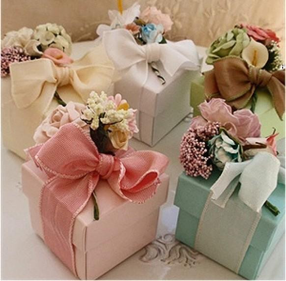 Gift Wrapping Ideas For Wedding Shower
 Food & Favor Wedding Inspiration Weddbook