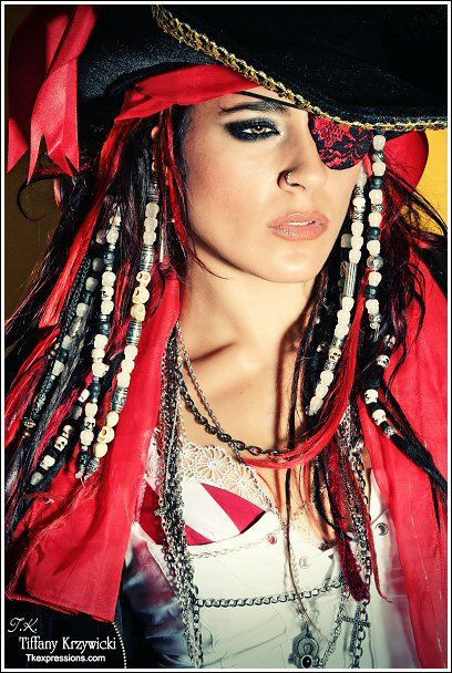 Girl Pirate Hairstyles
 Female Pirate Hairstyles Ideas
