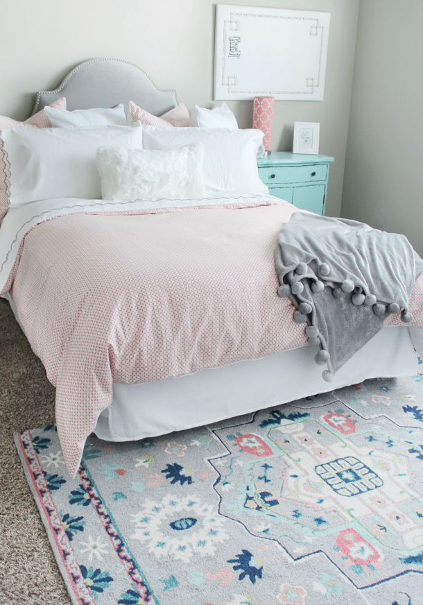 Girls Bedroom Area Rugs
 Tween Girl Bedroom Decorating in 2019