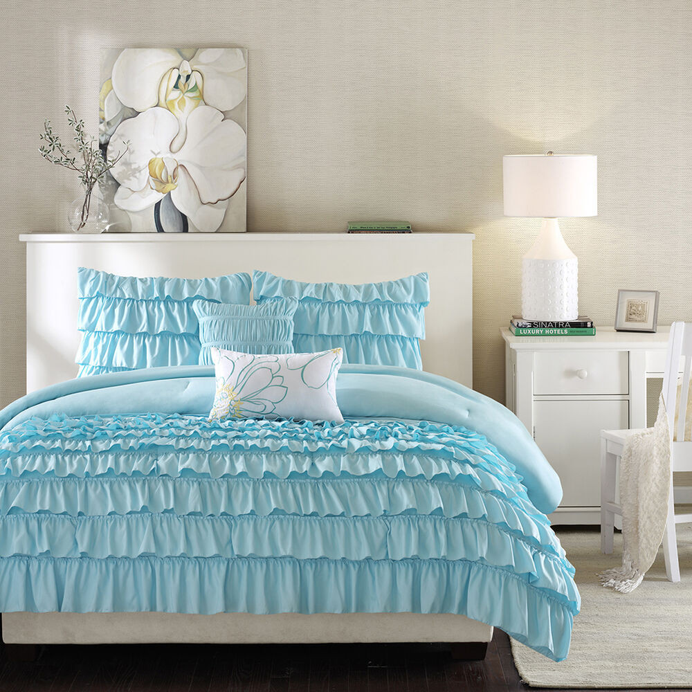 Girls Blue Bedroom
 BEAUTIFUL BLUE LIGHT BABY TEAL SOFT MODERN TEEN GIRL