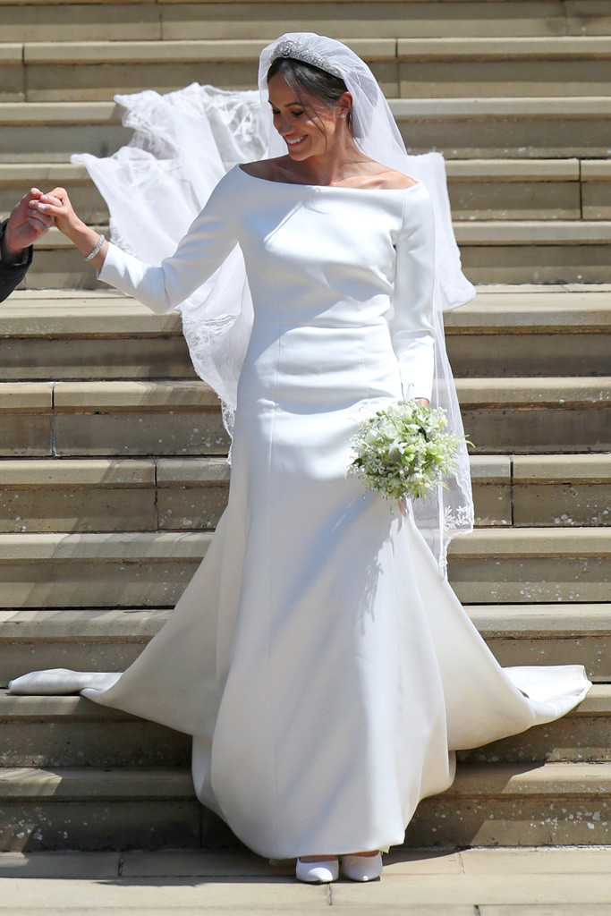 Givenchy Wedding Dress
 Emilia Wickstead Vs Givenchy Meghan Markle Wedding Dress