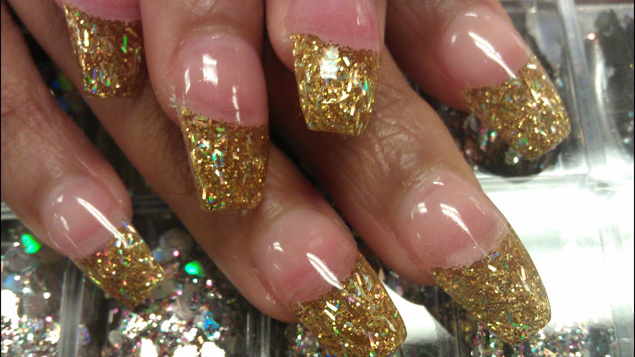 Glitter Gold Nails
 HOW TO COFFIN GOLD GLITTER NAILS PART 3 buff & shine