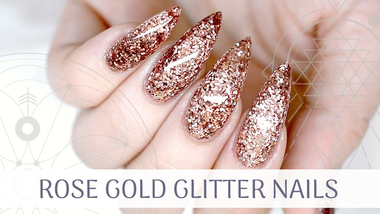 Glitter Gold Nails
 TUTORIAL ROSE GOLD GLITTER NAILS