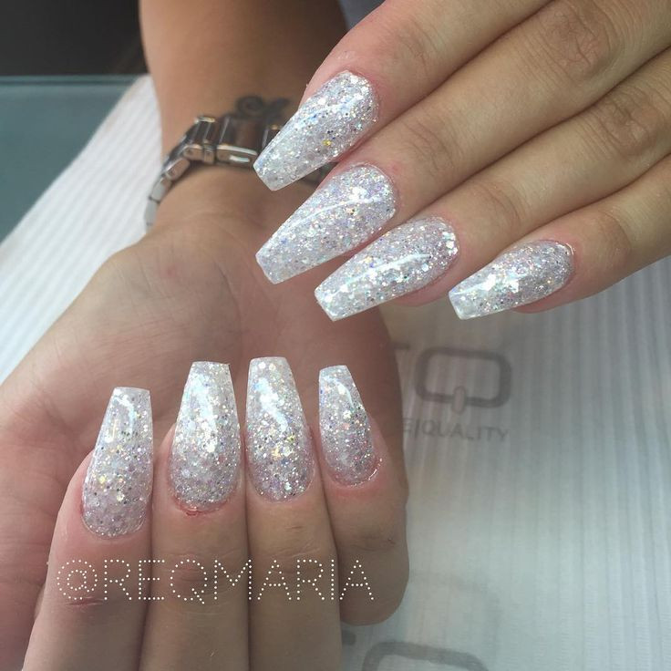 Glitter Nails Coffin
 Simple yet Gorgeous Glitter long coffin nails reqmaria