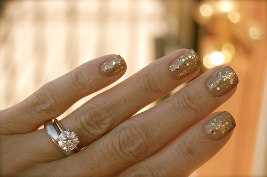 Gold Glitter Nail Designs
 30 CLASSY GOLD GLITTERY NAIL DESIGNS Godfather Style