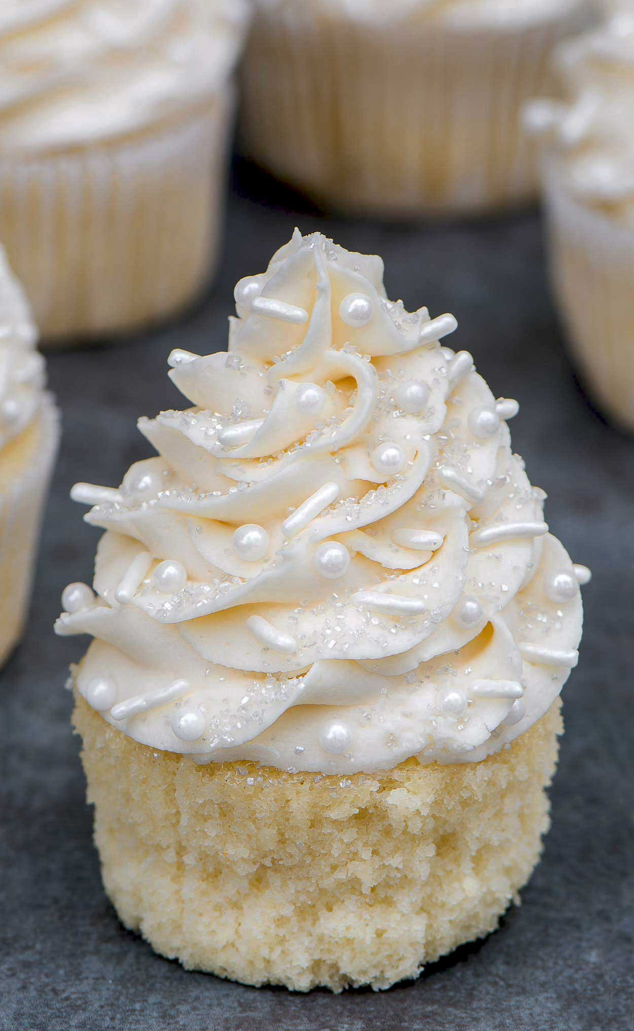 Gourmet Super Moist Vanilla Cupcakes Recipes
 Best Vanilla Cupcakes Simple Revisions