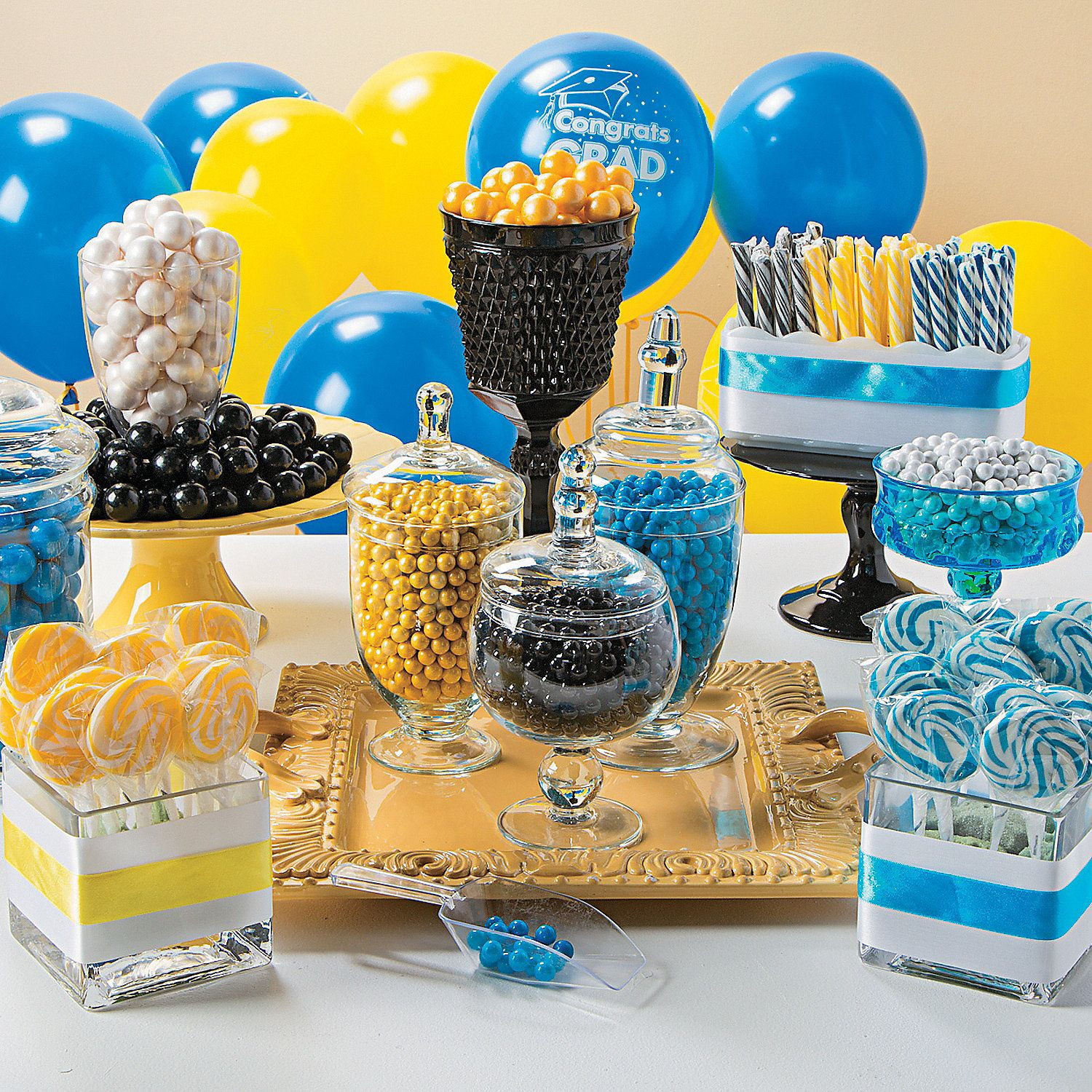 Graduation Party Candy Table Ideas
 Graduation Candy Buffet