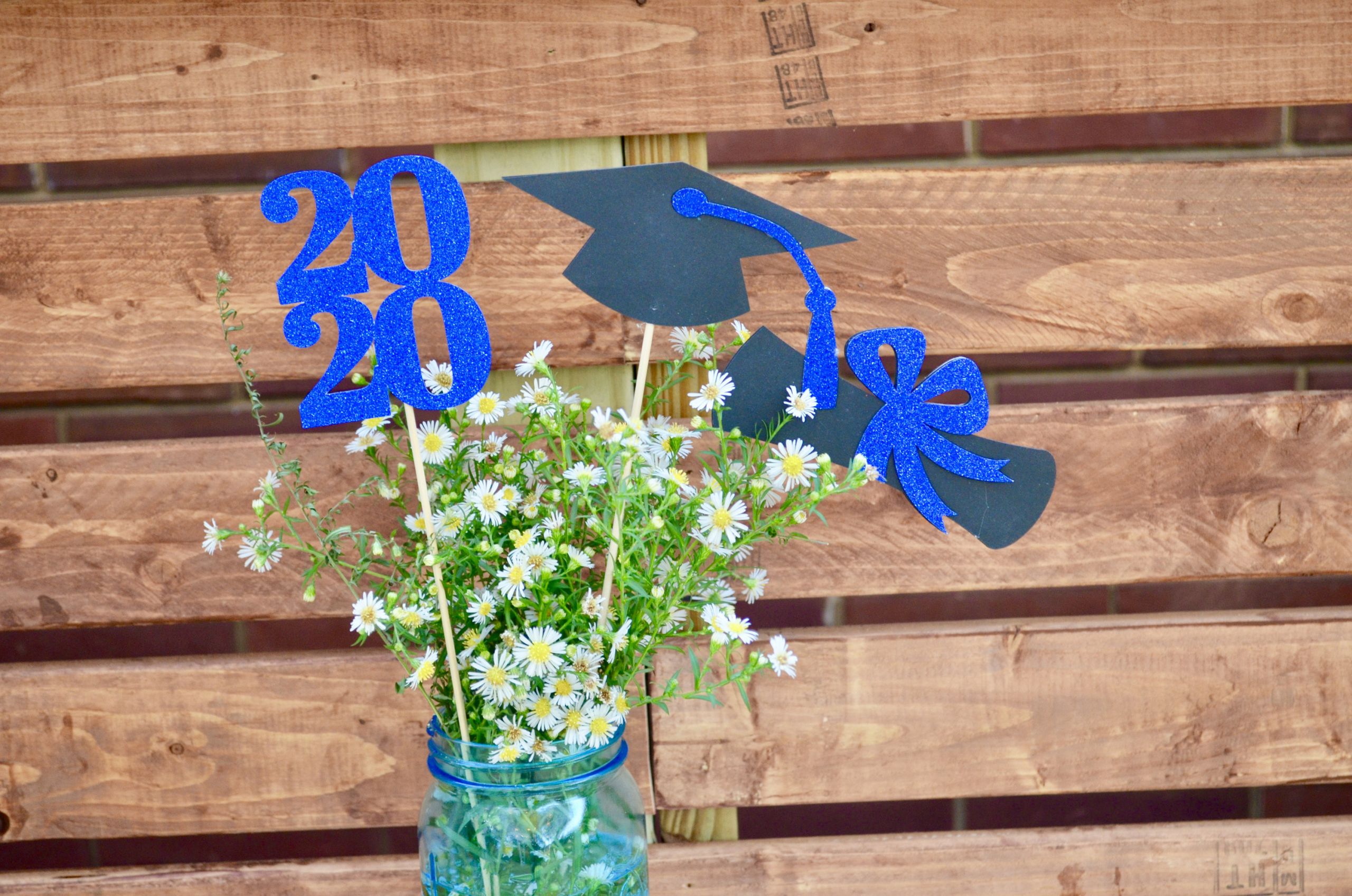 Graduation Party Decoration Ideas 2020
 Graduation centerpiece sticks 2020 Graduation party