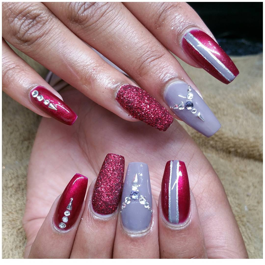 Gray Nails With Glitter
 Red and Gray Nails with Rhinestones and Glitter Easy