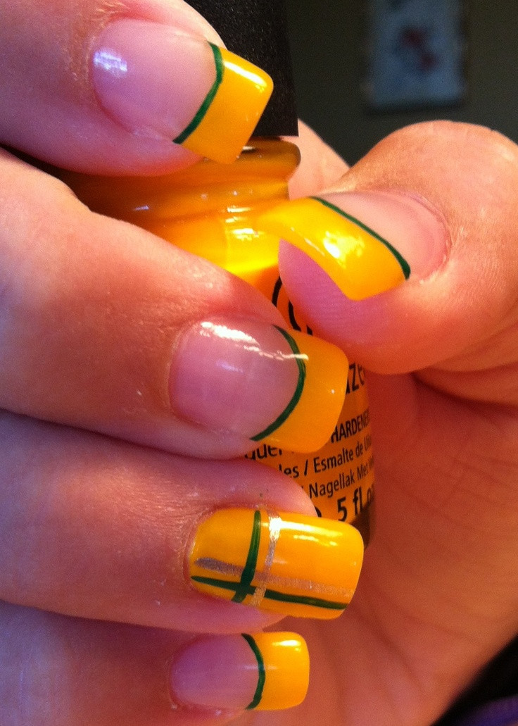 Green Bay Packer Nail Designs
 1000 images about GREEN BAY PACKER NAILS DESIGN on