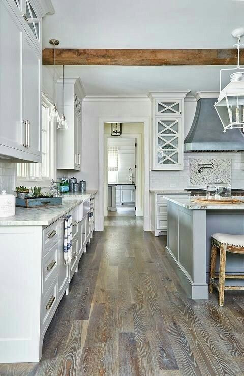 Grey Kitchen Floor
 Farmhouse kitchen