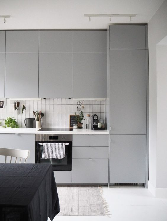 Grey Kitchen Tile
 30 Grey Kitchens That You’ll Never Want To Leave DigsDigs