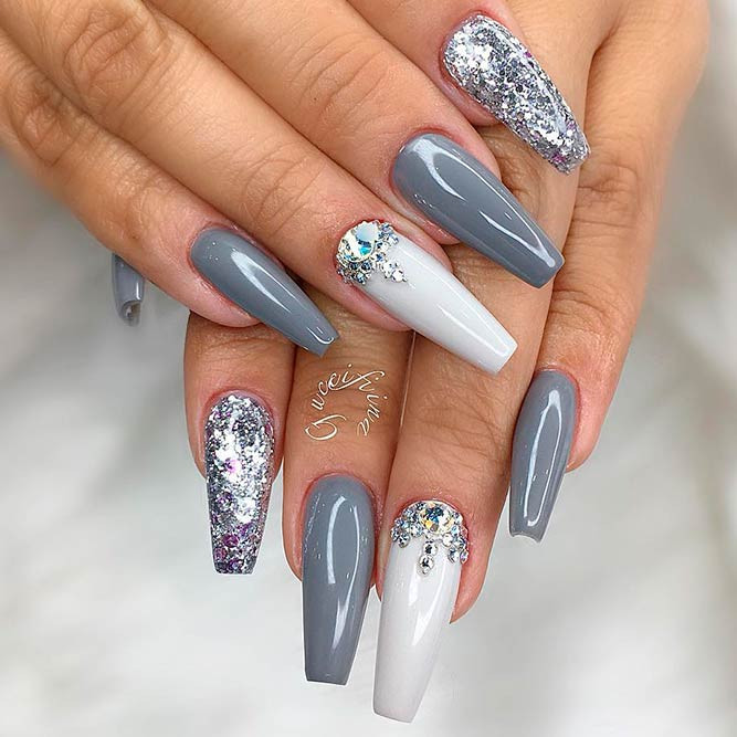 Grey Nails With Glitter
 42 Magnetic Hues To Flatter Coffin Nails