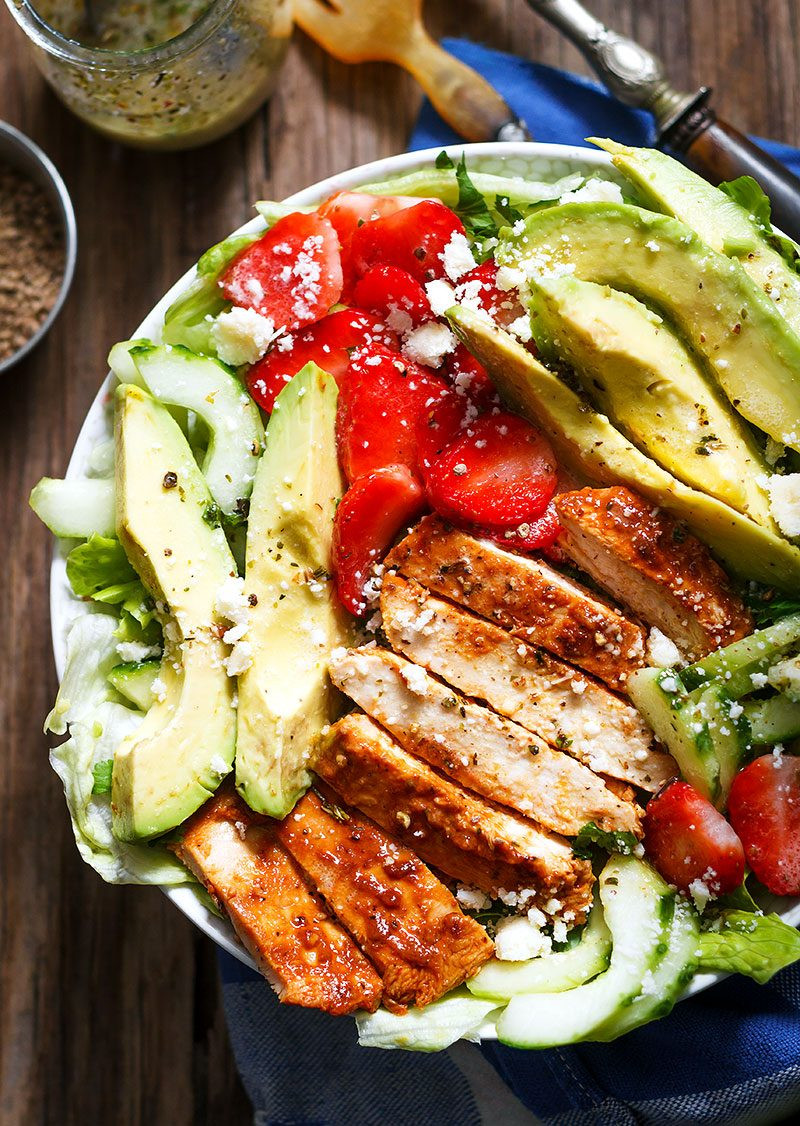 Grilled Dinner Ideas
 Grilled Chicken Salad Recipe with Avocado – strawberries