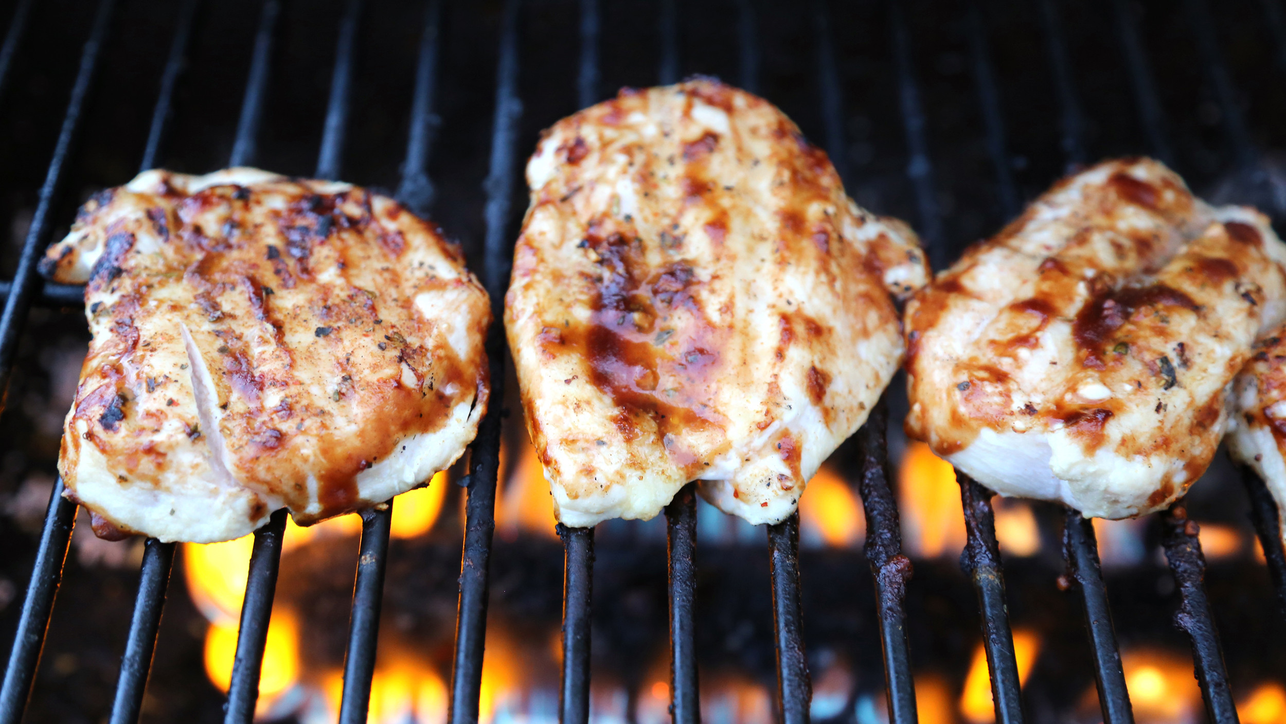 Grilling Chicken Breasts
 How to grill chicken breasts perfectly every time TODAY