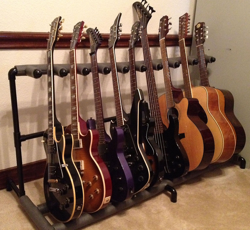 Guitar Rack DIY
 DIY pvc multiple guitar stand