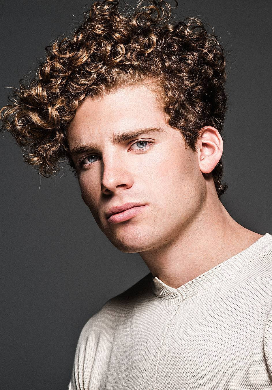 Guys Curly Hairstyles
 40 Modern Men s Hairstyles for Curly Hair That Will