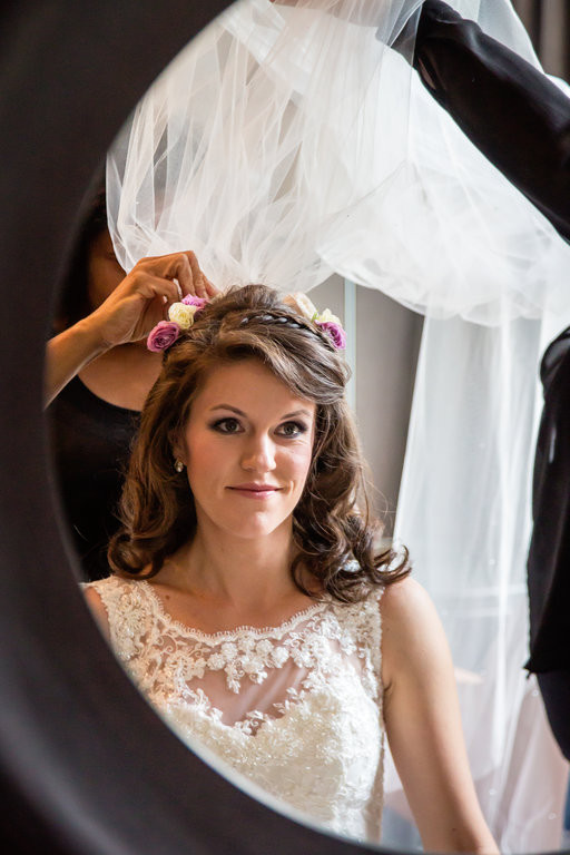 Hair And Makeup For Weddings
 Wedding Hair & Makeup Artist Guide to Getting The Bride
