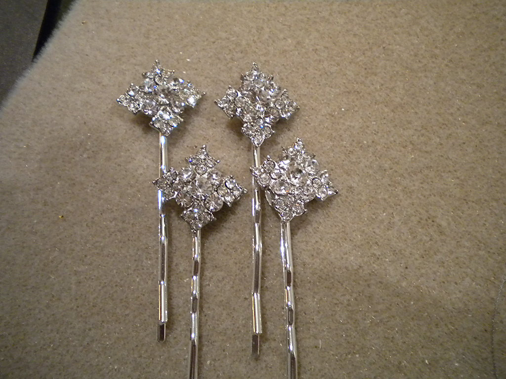 Hair Pins
 Wedding Hair Pin Diamond shape Rhinestone Desination