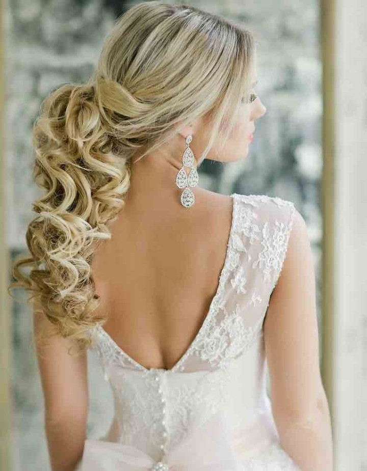 Hairstyles For Going To A Wedding
 21 Classy and Elegant Wedding Hairstyles MODwedding