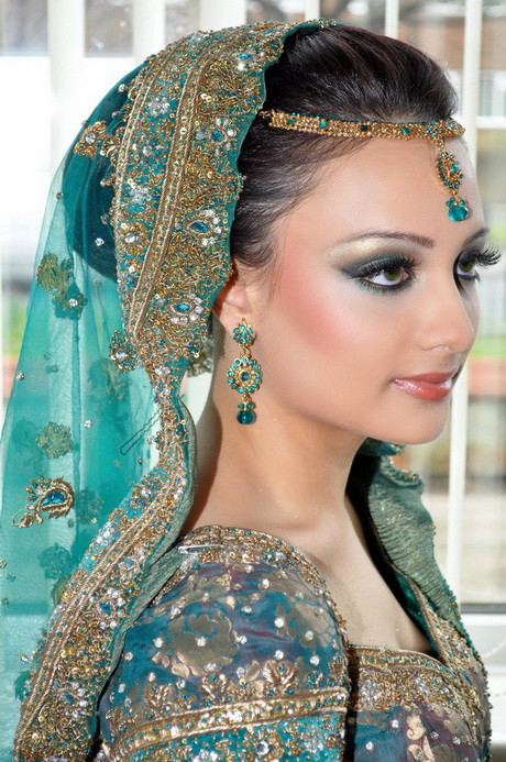 Hairstyles For Indian Weddings
 Indian wedding hairstyles for long hair