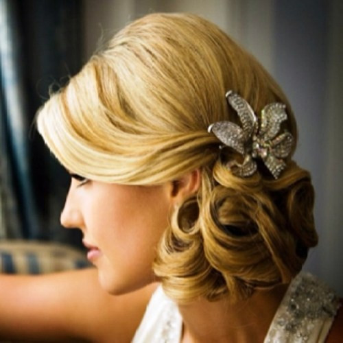 Hairstyles To The Side For Prom
 45 Side Hairstyles for Prom to Please Any Taste