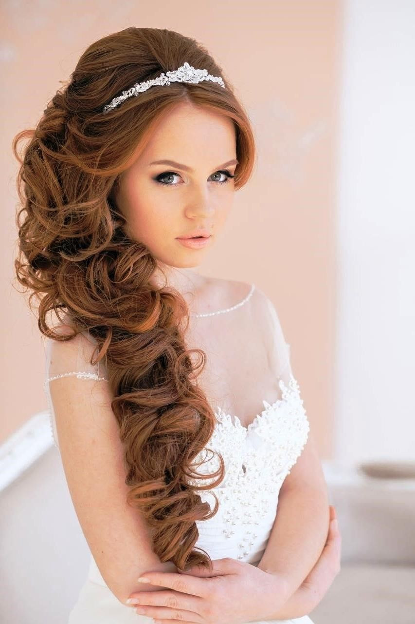 Hairstyles With Tiaras For Brides
 20 Wedding Hairstyles with Tiara Ideas