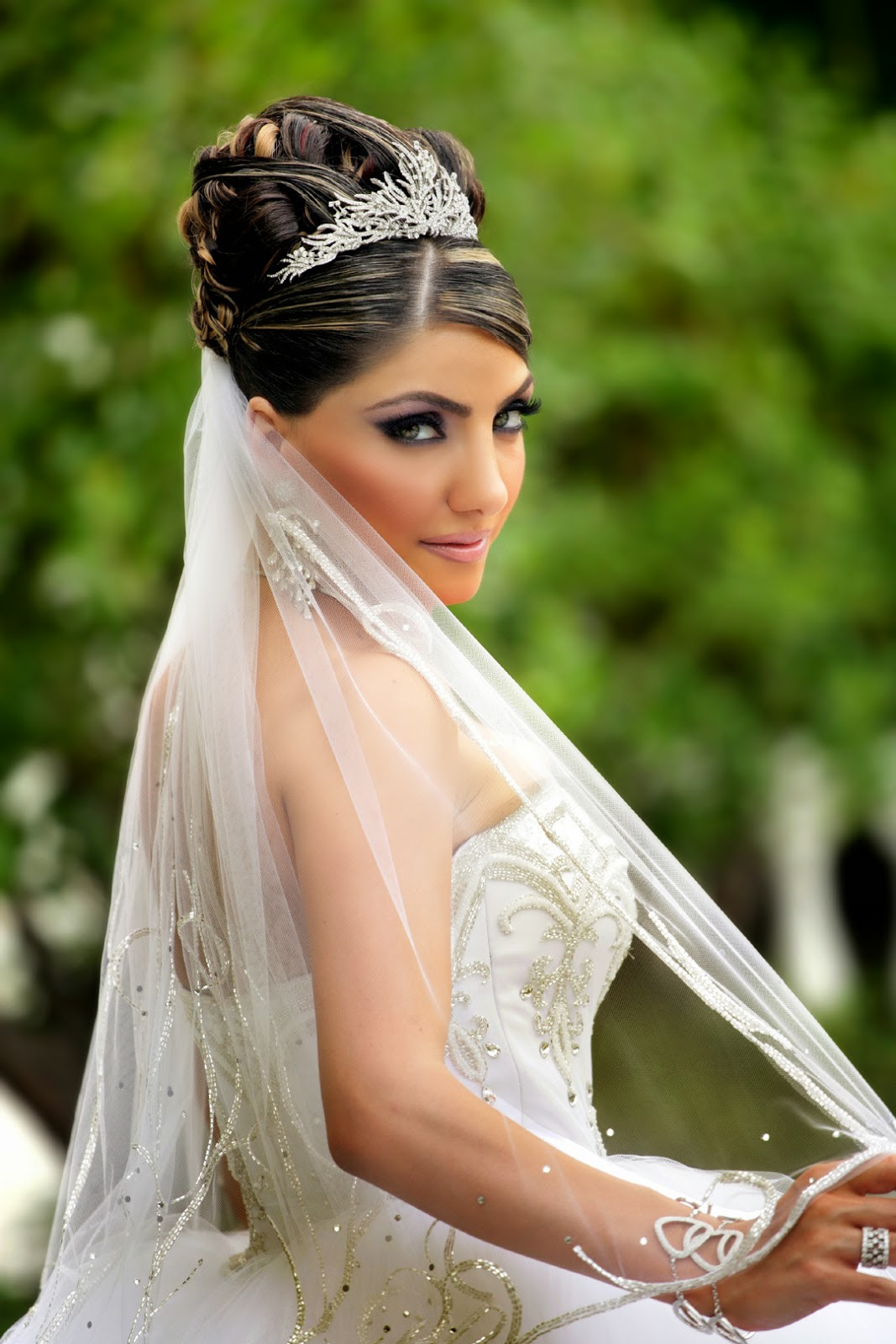 Hairstyles With Tiaras For Brides
 Wedding Hairstyles With Tiara 2014