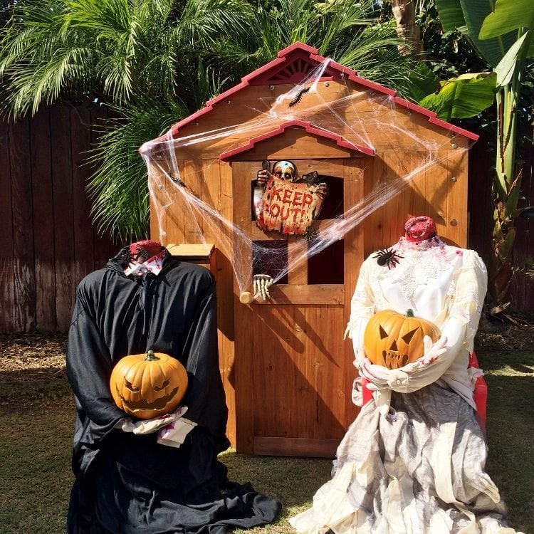 Halloween Backyard Party Ideas
 Scary Outdoor Halloween Party Decorating Ideas DIY Inspired