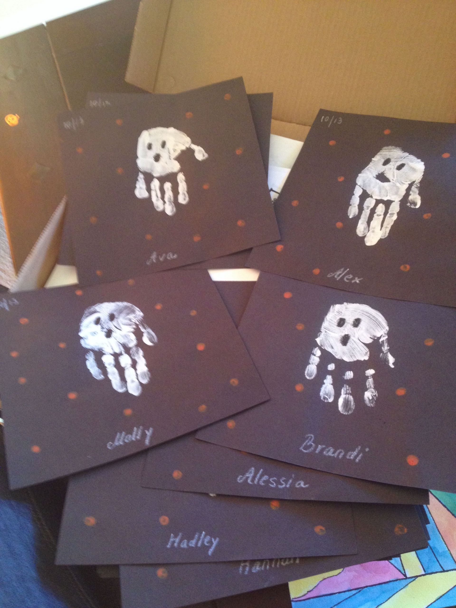 Halloween Craft Ideas Preschool
 Ghost handprints kindergarten halloween project