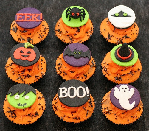 Halloween Cupcakes Toppers
 36 Scary Halloween Cupcake Toppers Cupcakes Gallery