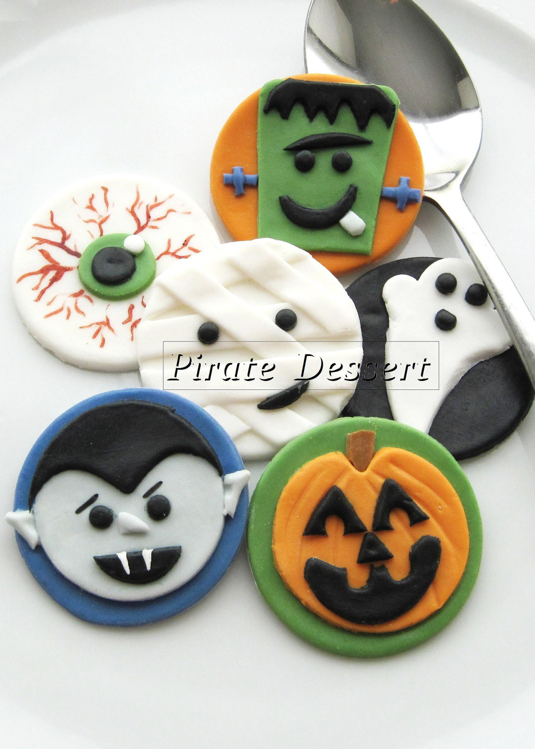 Halloween Cupcakes Toppers
 Edible Halloween cupcake toppers MONSTERS Fondant cake