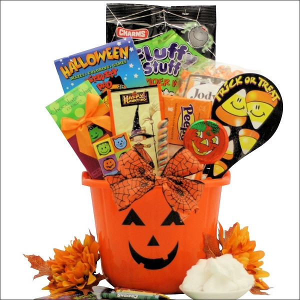 Halloween Gift Baskets For Kids
 Boo Halloween Sweet and Treats Basket For Kids at Gift
