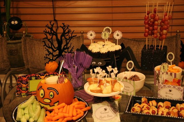 Halloween Office Party Food Ideas
 20 Great Halloween Table Decoration Ideas Style Motivation