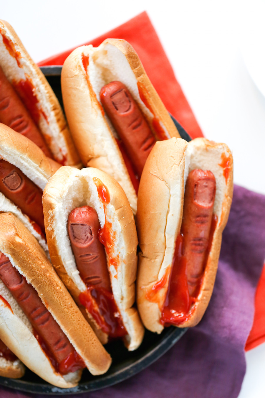 Halloween Party Finger Food Ideas
 Bloody Finger Hot Dogs for Halloween