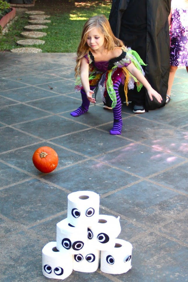 Halloween Party Games Ideas For Adults
 27 Halloween Party Games for Kids and Adults