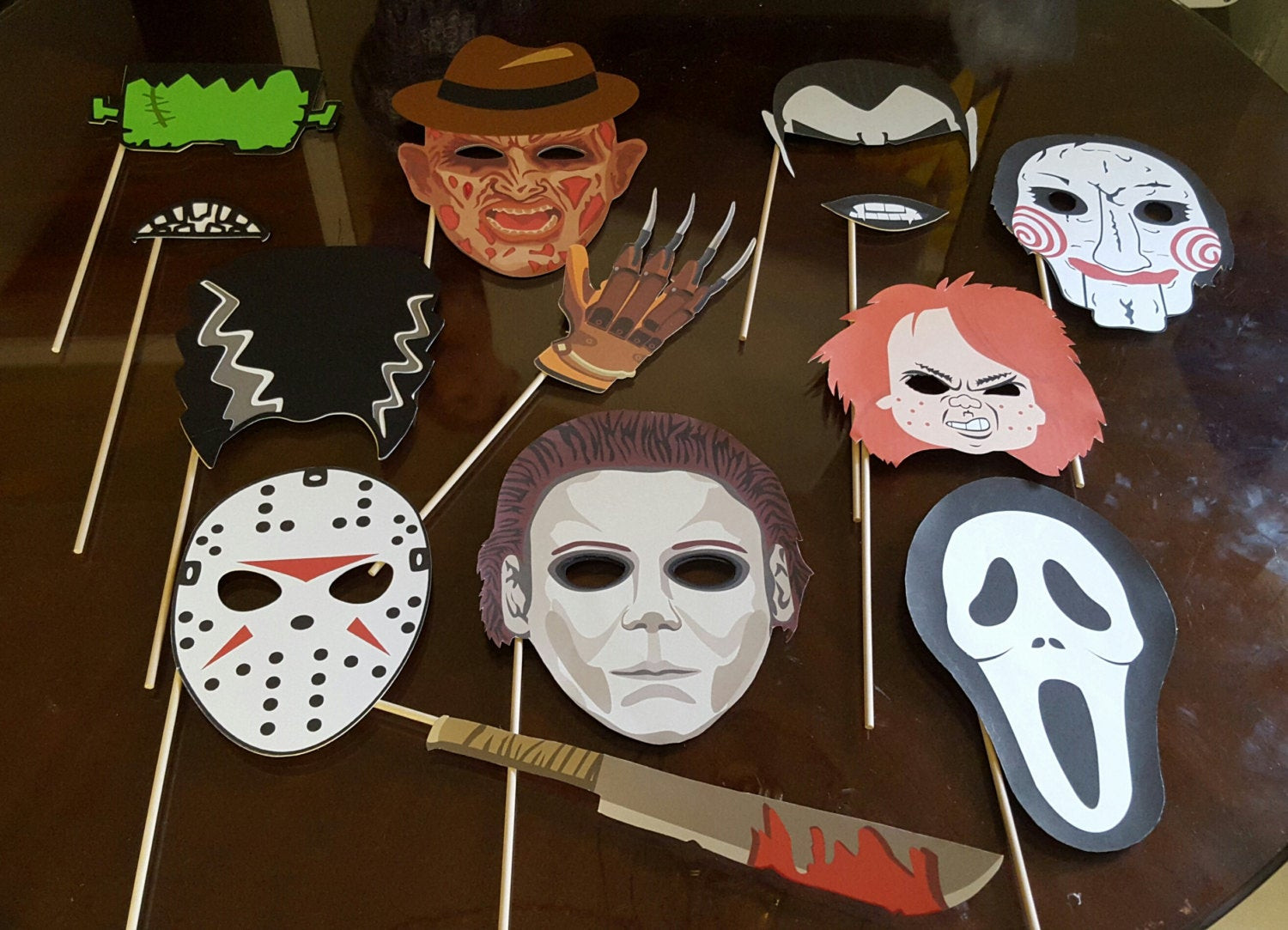 Halloween Party Photo Booth Ideas
 Halloween horror movies photo booth props
