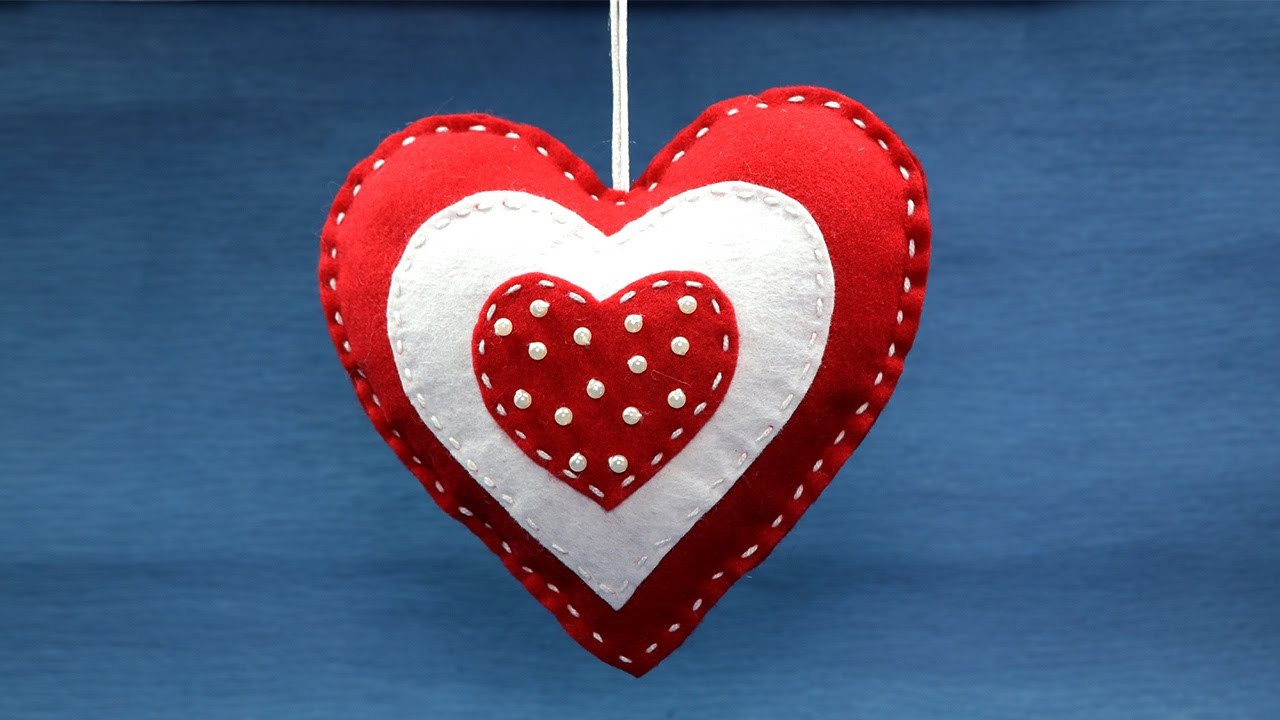 Heart Crafts For Adults
 Valentine Crafts DIY Valentine Decoration Ideas Felt