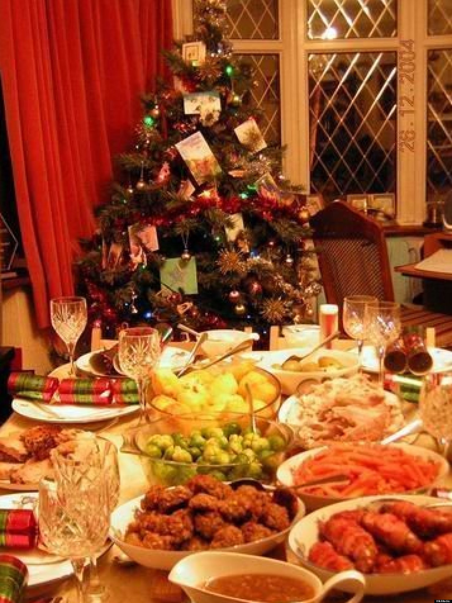 Holiday Dinner Party Ideas
 Christmas Dinner Nine Months to Make Nine Minutes to