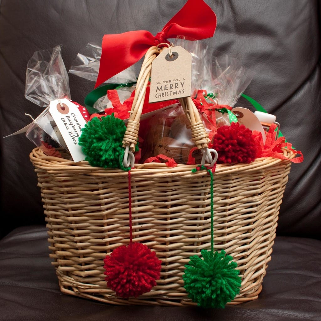 Holiday Gift Basket Ideas
 3 DIY Holiday Gift Baskets for Everyone You Love College