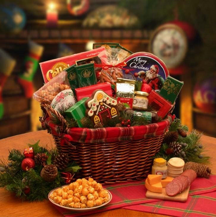 Holiday Gift Baskets Ideas
 Christmas basket ideas – the perfect t for family and