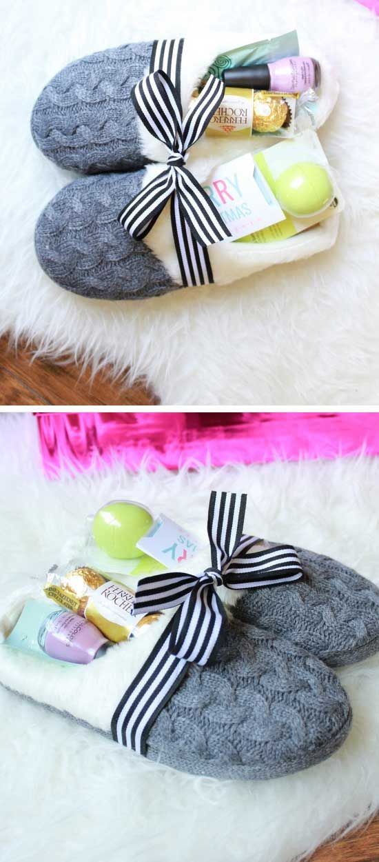 Holiday Gift Ideas For Best Friends
 Cozy Slippers Gift Basket