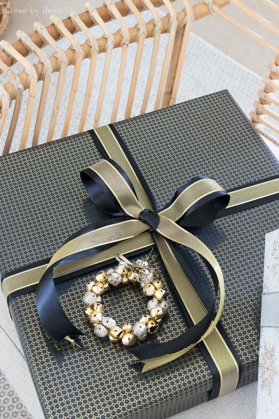 Holiday Gift Wrapping Ideas
 10 Easy Christmas Gift Wrapping Ideas to Take Your