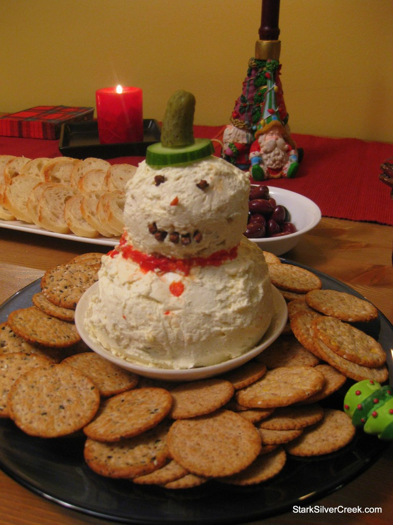 Holiday Party Potluck Ideas
 Holiday Eats Potluck appetizers tips for Christmas Eve