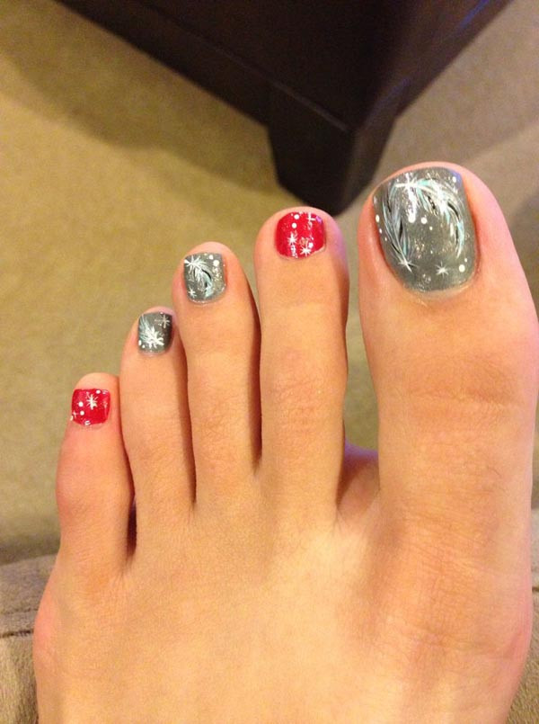 Holiday Toe Nail Designs
 30 Best and Easy Christmas Toe Nail Designs Christmas