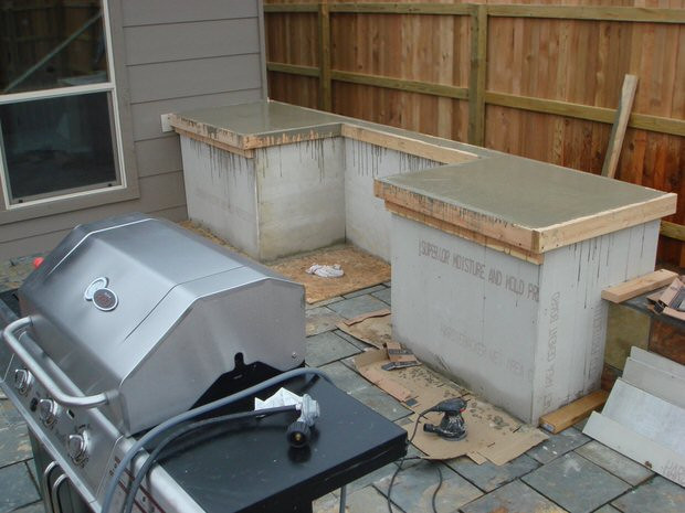 Homemade Outdoor Kitchen
 DIY Outdoor Grill Stations & Kitchens